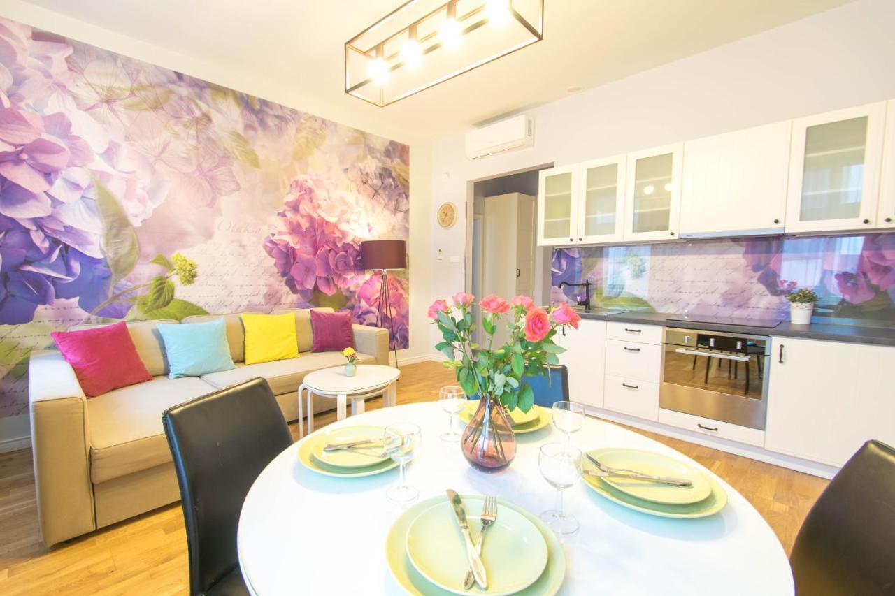 Old Town Apartments Krupnicza คราคูฟ ภายนอก รูปภาพ