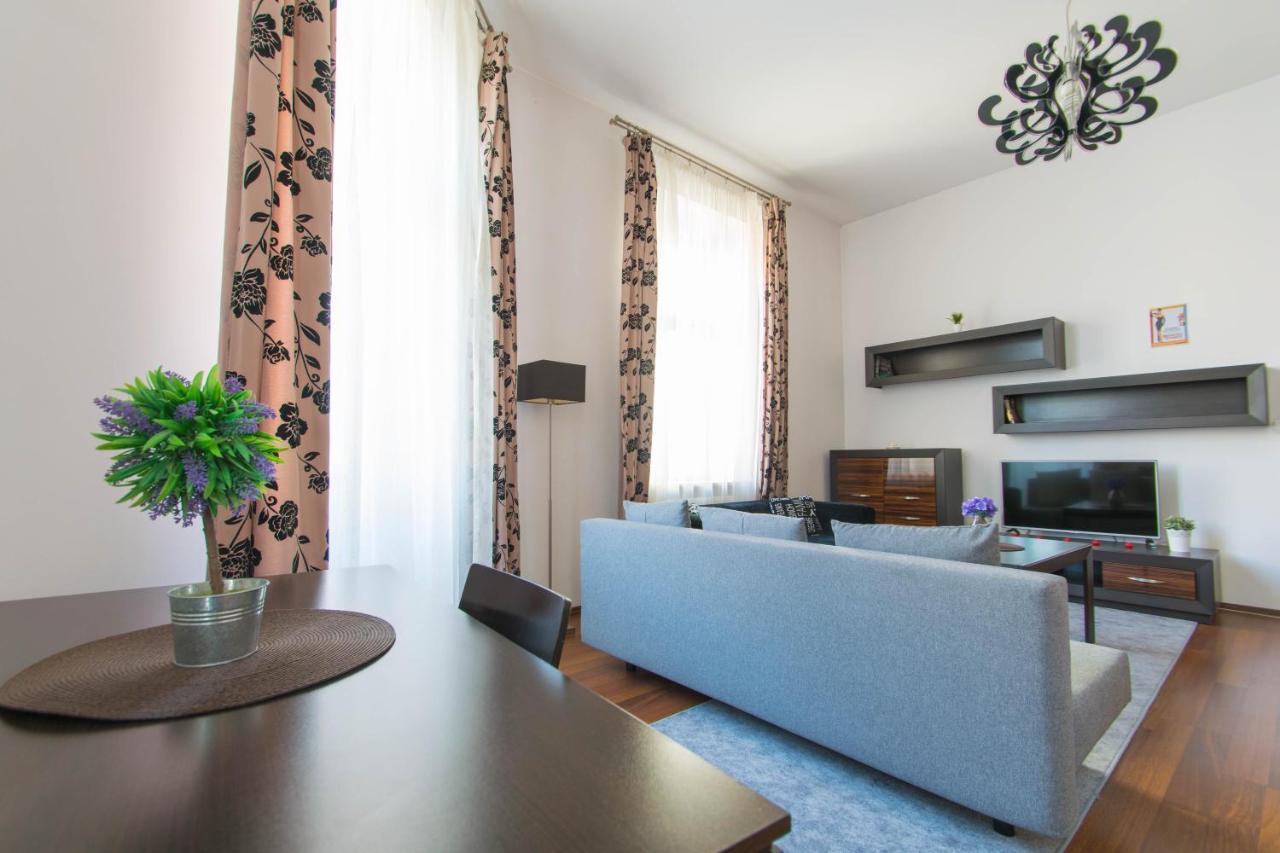 Old Town Apartments Krupnicza คราคูฟ ภายนอก รูปภาพ