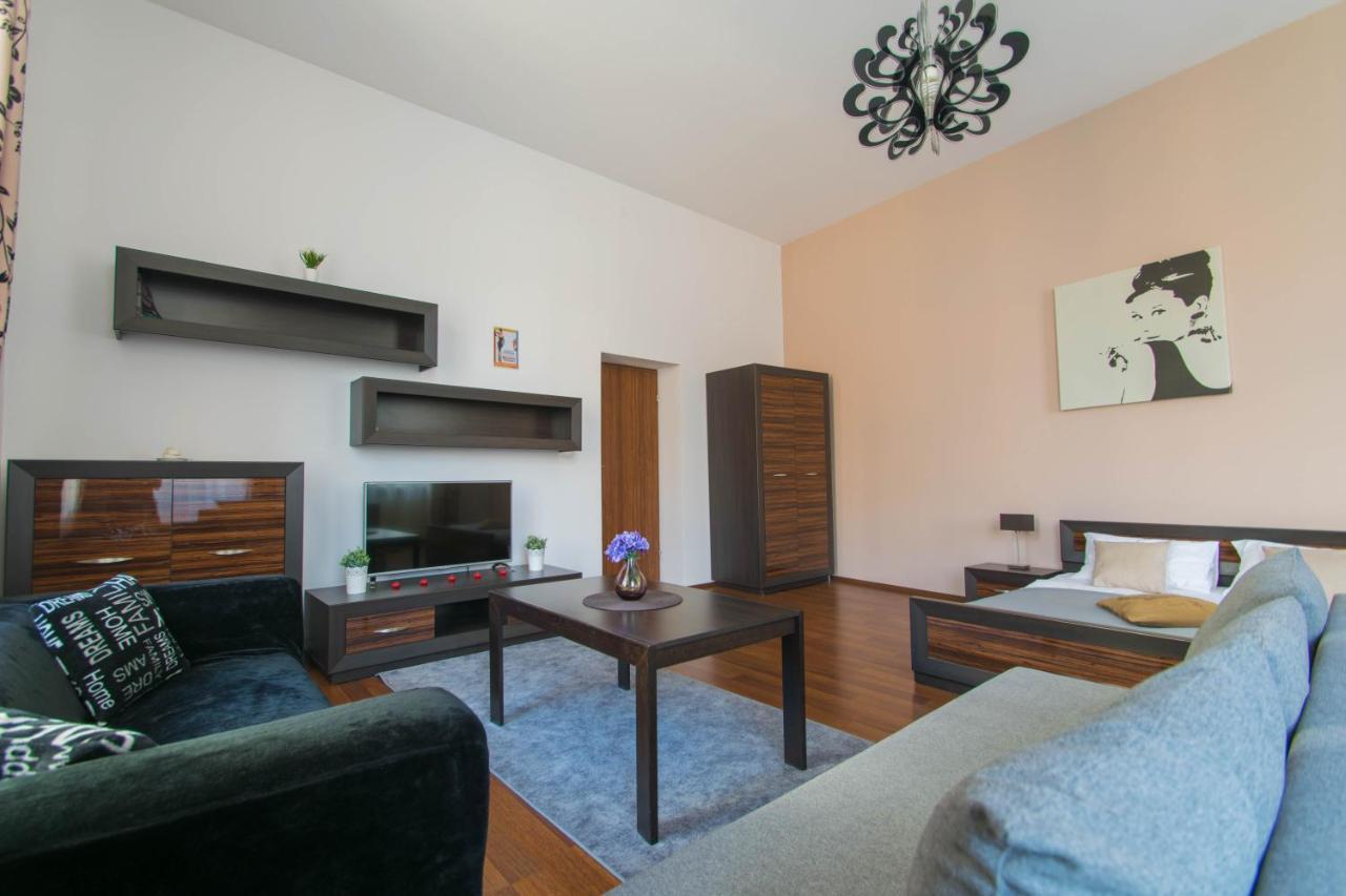 Old Town Apartments Krupnicza คราคูฟ ภายนอก รูปภาพ